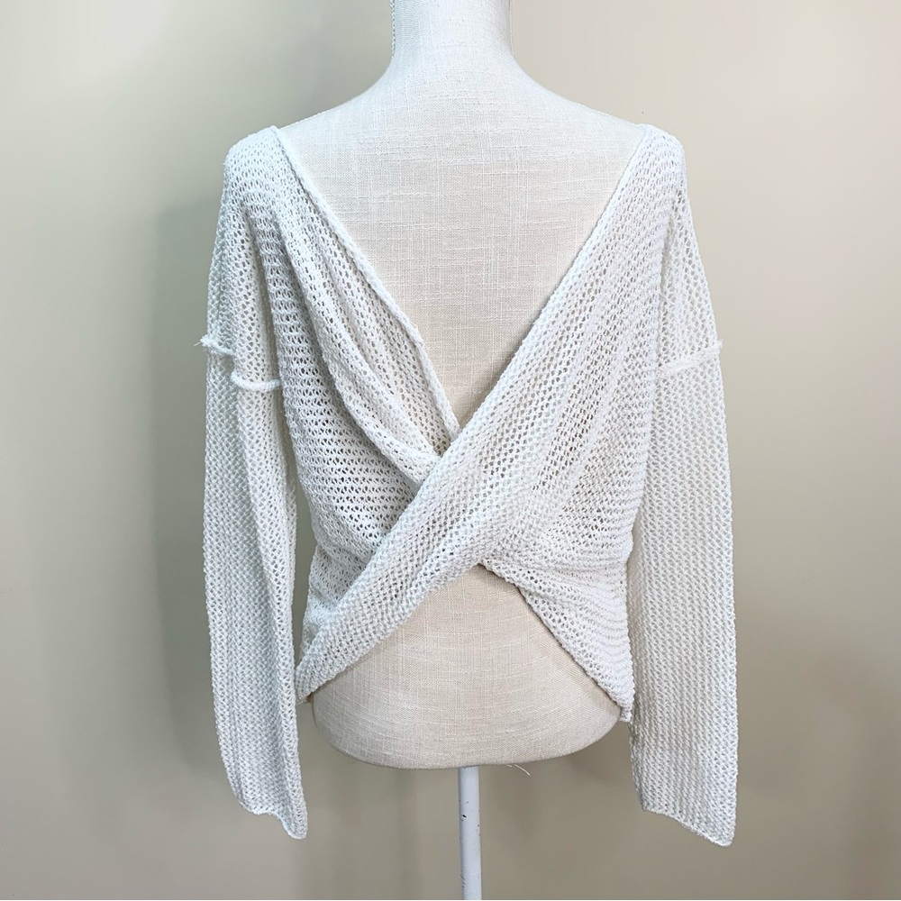 Hem & Thread Open Knit Open Twist Back Sweater L - image 6